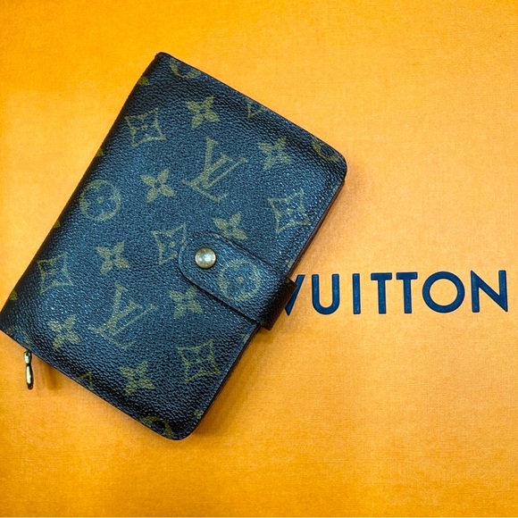 Louis Vuitton Monogram Canvas Porte-Papier Zip Wallet - Picture 1 of 12